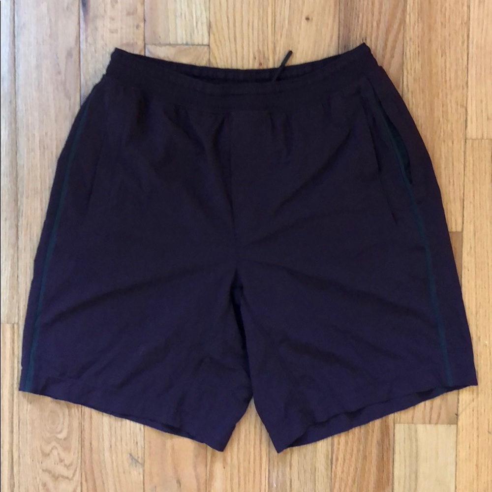 Men’s Lululemom Lined Pace Breaker Shorts